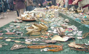 antique jewellery at market booth